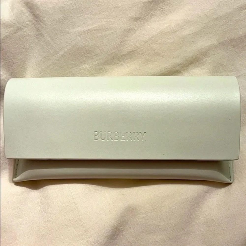 Burberry Cream Women's Glasses Case New